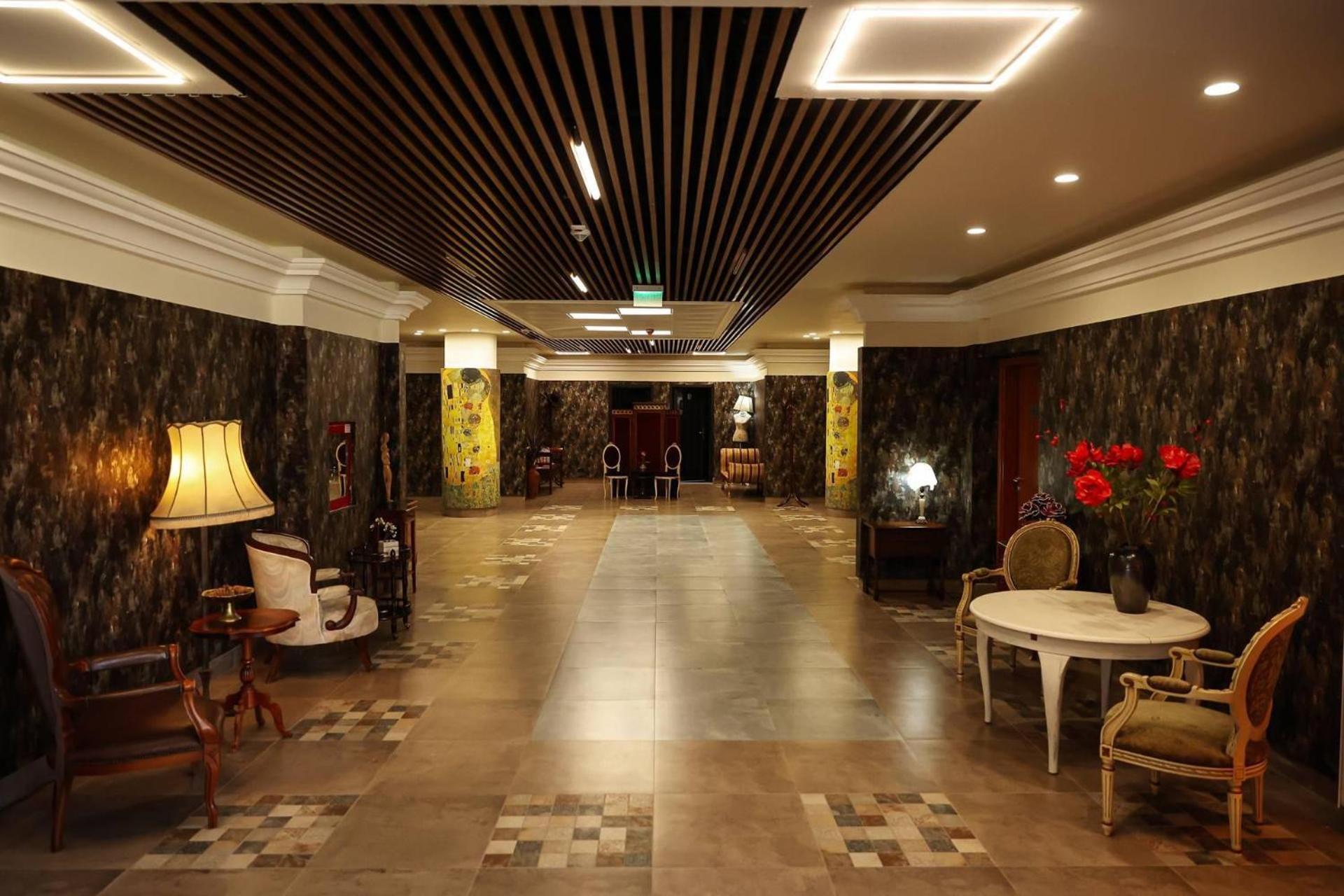Hotel Senator Ghiroda Exterior foto